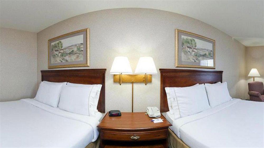 Holiday Inn Express And Suites Pittsburgh West Mifflin By Ihg Екстериор снимка