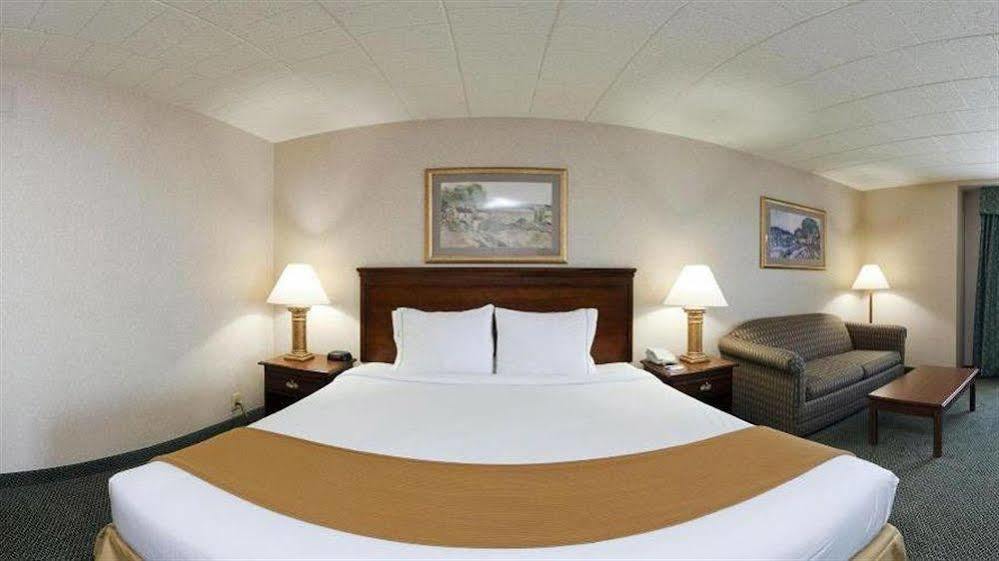 Holiday Inn Express And Suites Pittsburgh West Mifflin By Ihg Екстериор снимка
